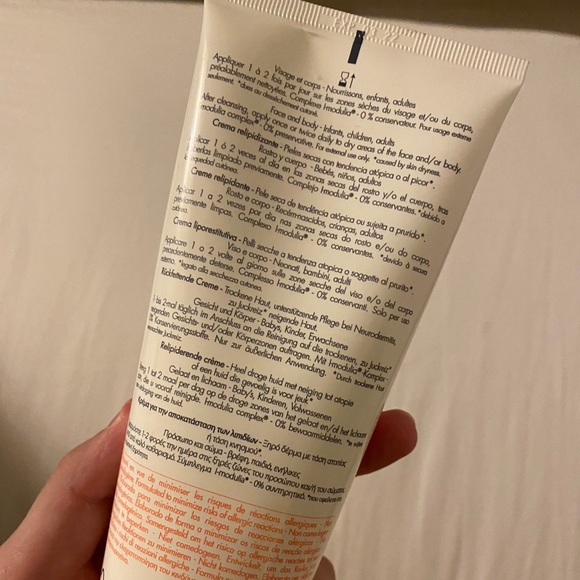 ⚡️Brand New⚡️Avene moisturizer 200ml - Picture 2 of 2